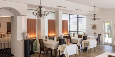 Rosenblütenbad zu zweit